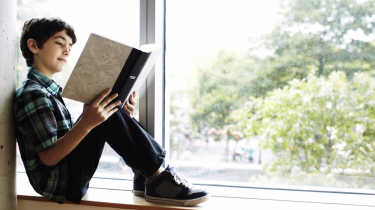 Ya Okur Büyürsün Ya Okumaz Büyüdüm Zannedersin