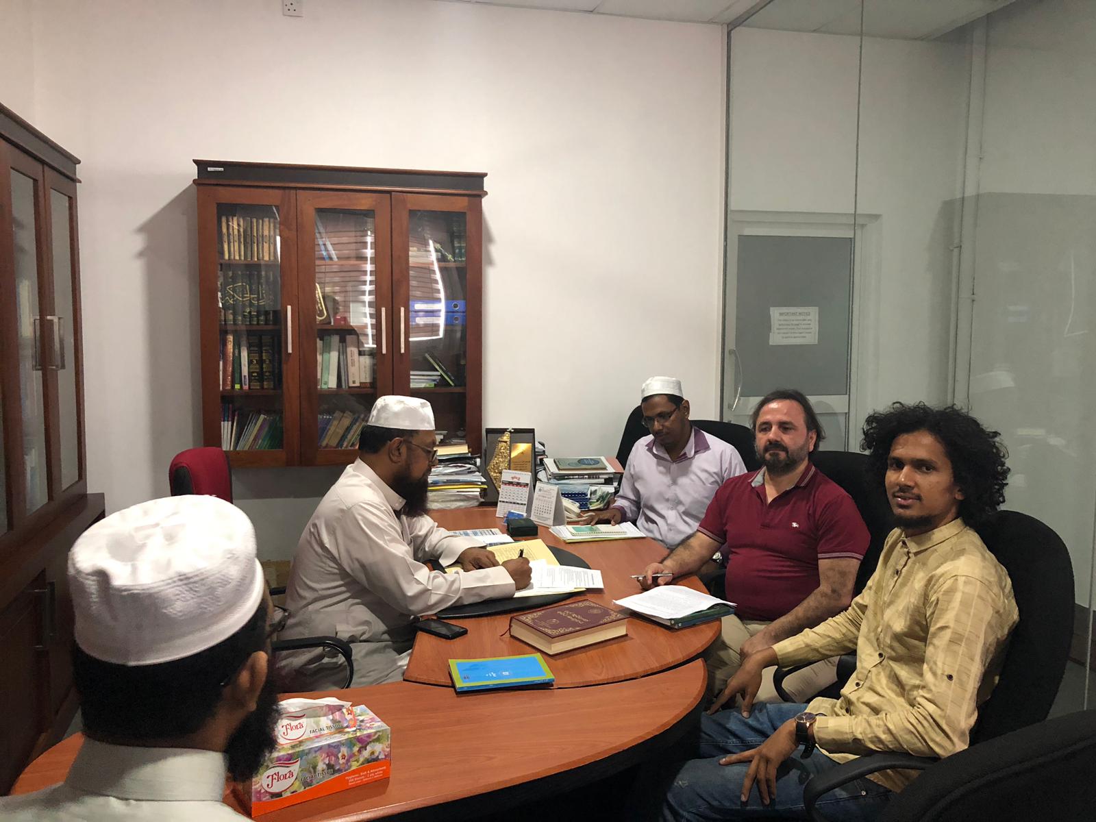 SRİ-LANKA’DA MÜSLÜMAN OLMAK YA DA PUTLAR ARASINDA KULLUKTA SEBAT ETMEK