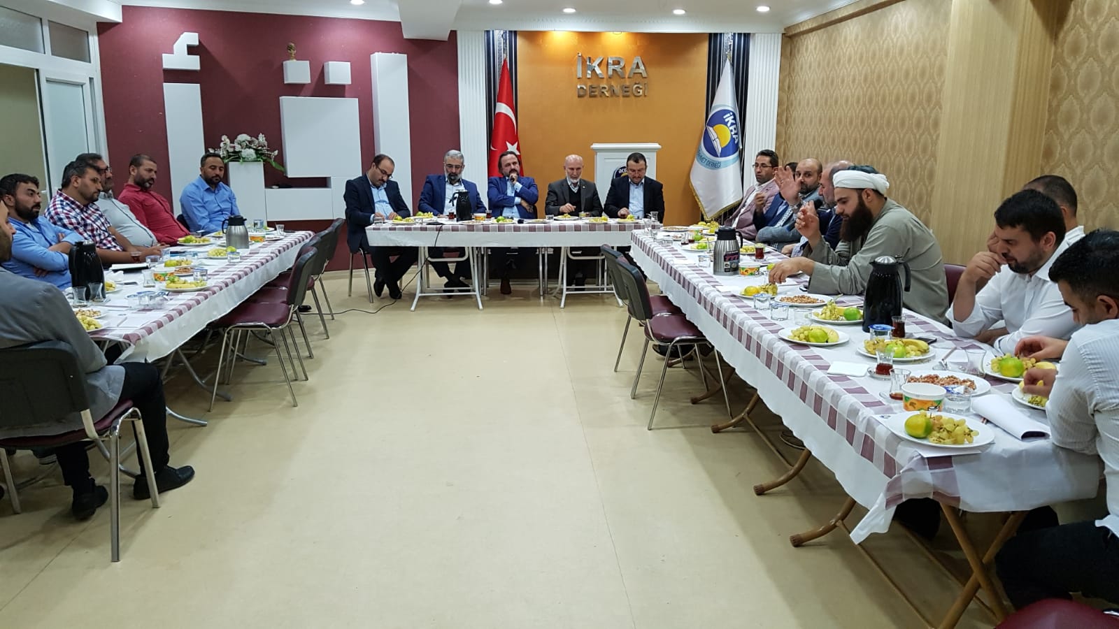 “YOL ARKADAŞIN KİTAP OLSUN” İSTİŞARE TOPLANTISI