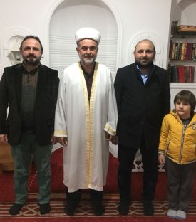 BİR CAMİYE DAHA GİRDİK ELHAMDULİLLAH