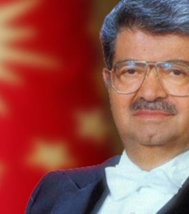Turgut Özal'ı Rahmetle Anıyoruz