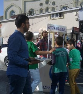 ÜCRETSİZ KİTAP OKUMAK İSTER MİSİNİZ ?