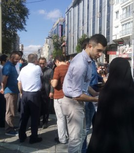 ÜCRETSİZ KİTAP OKUMAK İSTER MİSİNİZ ?