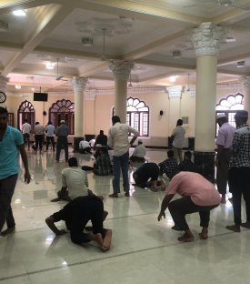 SRİ-LANKA’DA MÜSLÜMAN OLMAK YA DA PUTLAR ARASINDA KULLUKTA SEBAT ETMEK