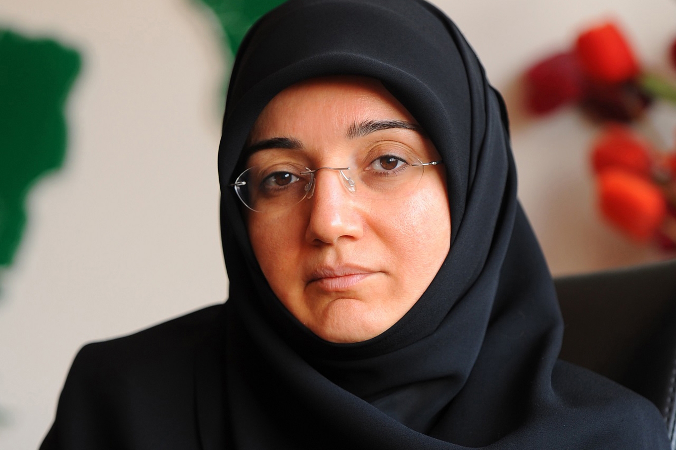 Av. Gülden SÖNMEZ (İHH Yönetim Kurulu Üyesi)